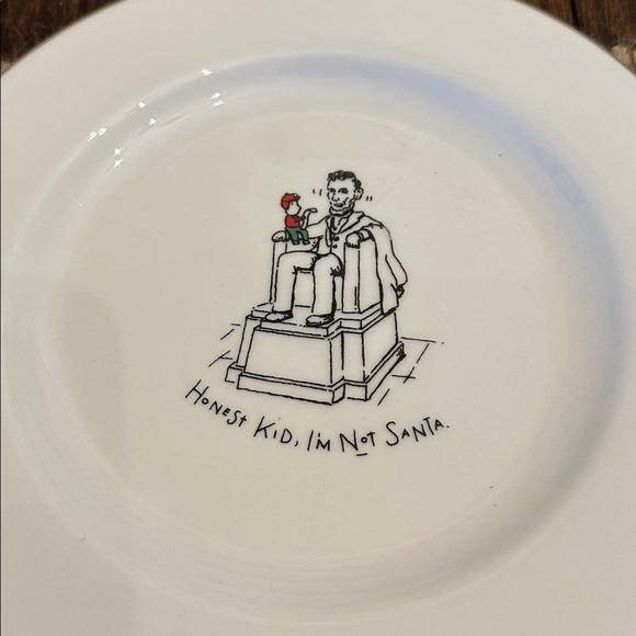 Merry Masterpieces Porcelain Christmas Dessert Plates by Dayton Hudson - Picture 5 of 9